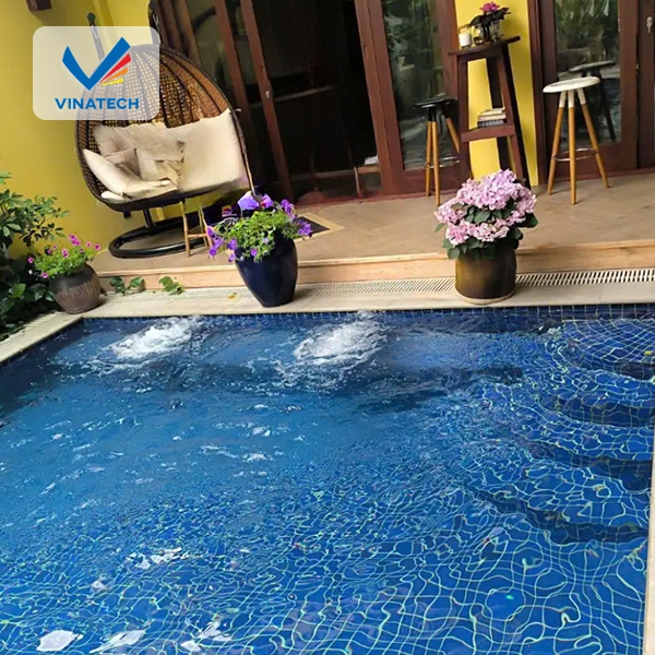 Thi công hồ bơi mini phù hợp sân vườn nhỏ, sân thượng hoặc trong nhà diện tích hẹp