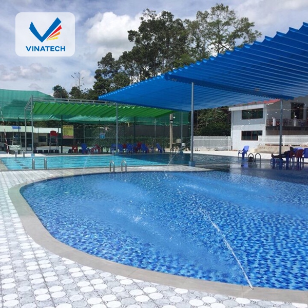 Vinatech thiết kế hồ bơi có mái che đẳng cấp, phù hợp mọi phong cách sống