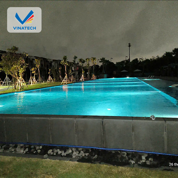 Đặt hồ bơi ở hướng Nam có thể gây ảnh hướng xấu đến tài lộc và sức khỏe