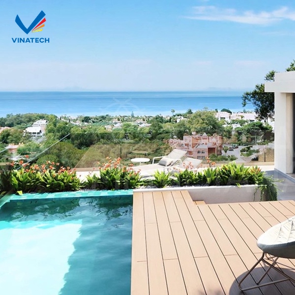 Chi phí xây hồ bơi mini trên sân thượng phụ thuộc vào nhiều yếu tố như vật liệu, thiết bị