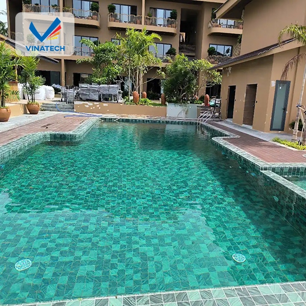Thi công hồ bơi khách sạn nhanh bằng công nghệ hiện đại