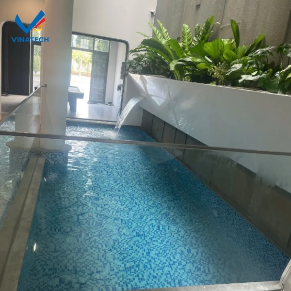 Hồ bơi gia đình 20 - 50m² thường dao động từ 120 triệu đến 400 triệu đồng