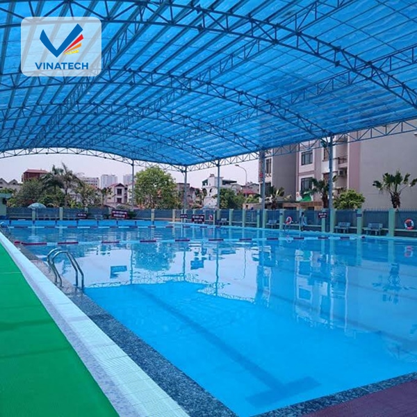 ​Mái che xanh tích hợp pin năng lượng mặt trời giúp tiết kiệm điện và bảo vệ môi trường