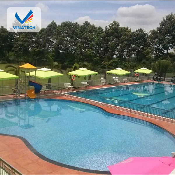 Thi công hệ thống lọc nước bởi nhà thầu thi công hồ bơi uy tín.