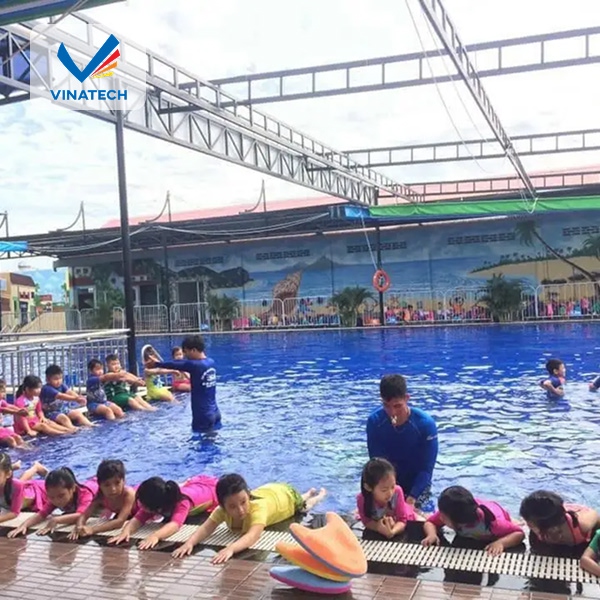 Quy trình thi công hồ bơi có mái che tại Vinatech được thiết kế chuẩn hóa