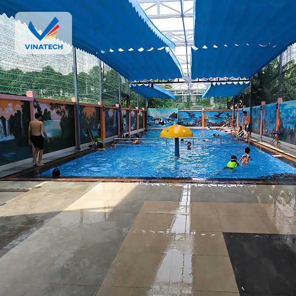 Hệ thống đường ống kỹ thuât và phòng máy cũng cần được tính toán chính xác khi thiết kế hồ bơi thương mại