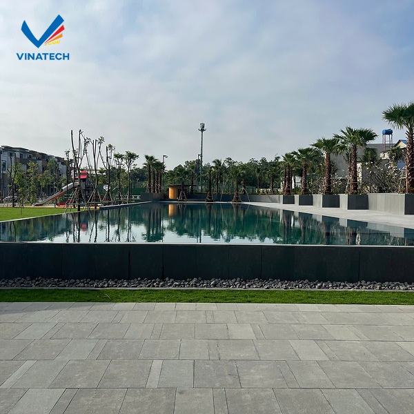 Hồ bơi uy tín đi kèm bảo hành rõ ràng và hỗ trợ kỹ thuật lâu dài.