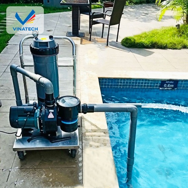 Thực hiện đúng quy trình lắp thiết bị lọc nước hồ bơi sẽ đảm bảo chất lượng nước bền vững theo thời gian