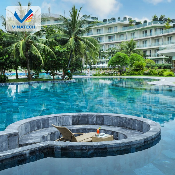 Chuyên thi công hồ bơi nghỉ dưỡng tràn viền đa tầng lọc tuần hoàn thông minh, uy tín
